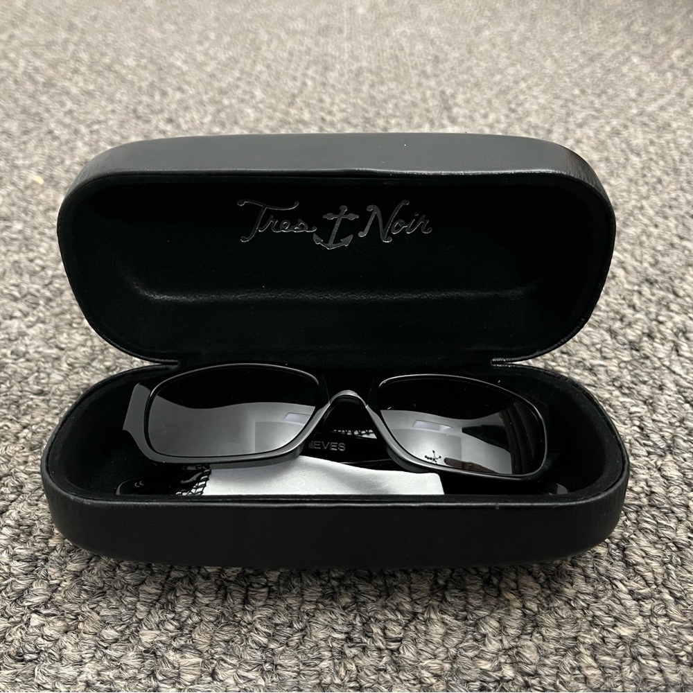 Tres Noir Men’s Sunglasses. Police & Thieves model.